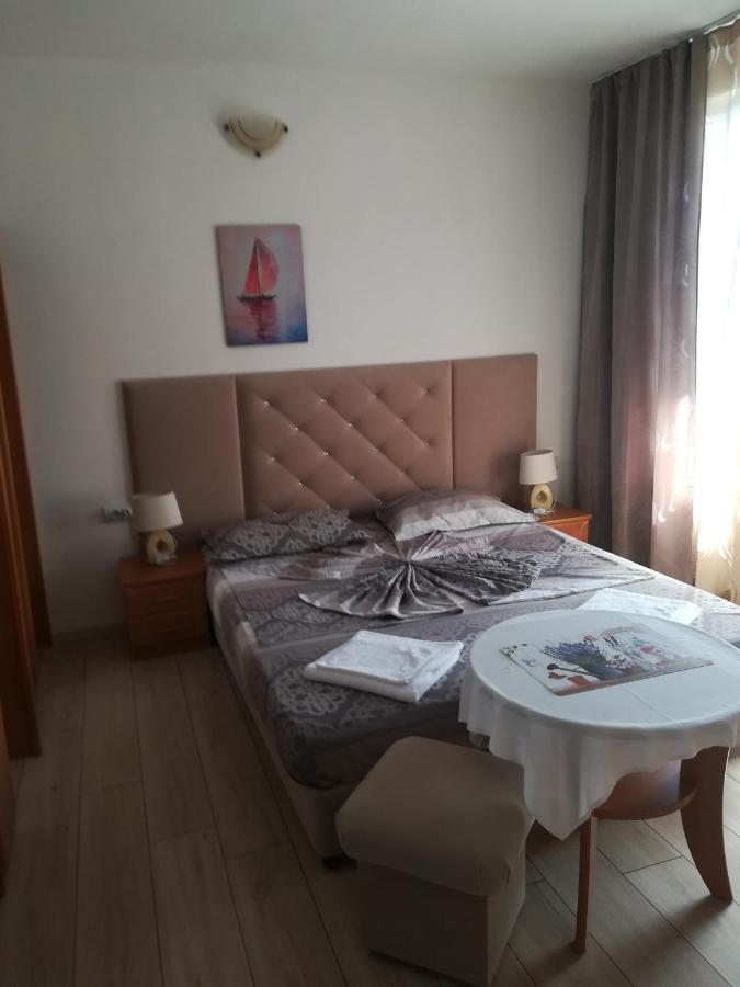 Guest House Stenli Primorsko Eksteriør bilde